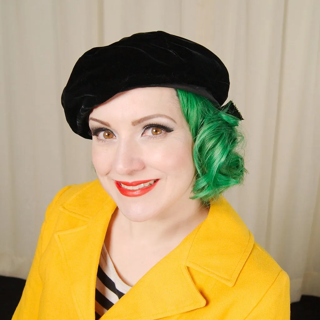 1950s Black Velvet Beret Hat