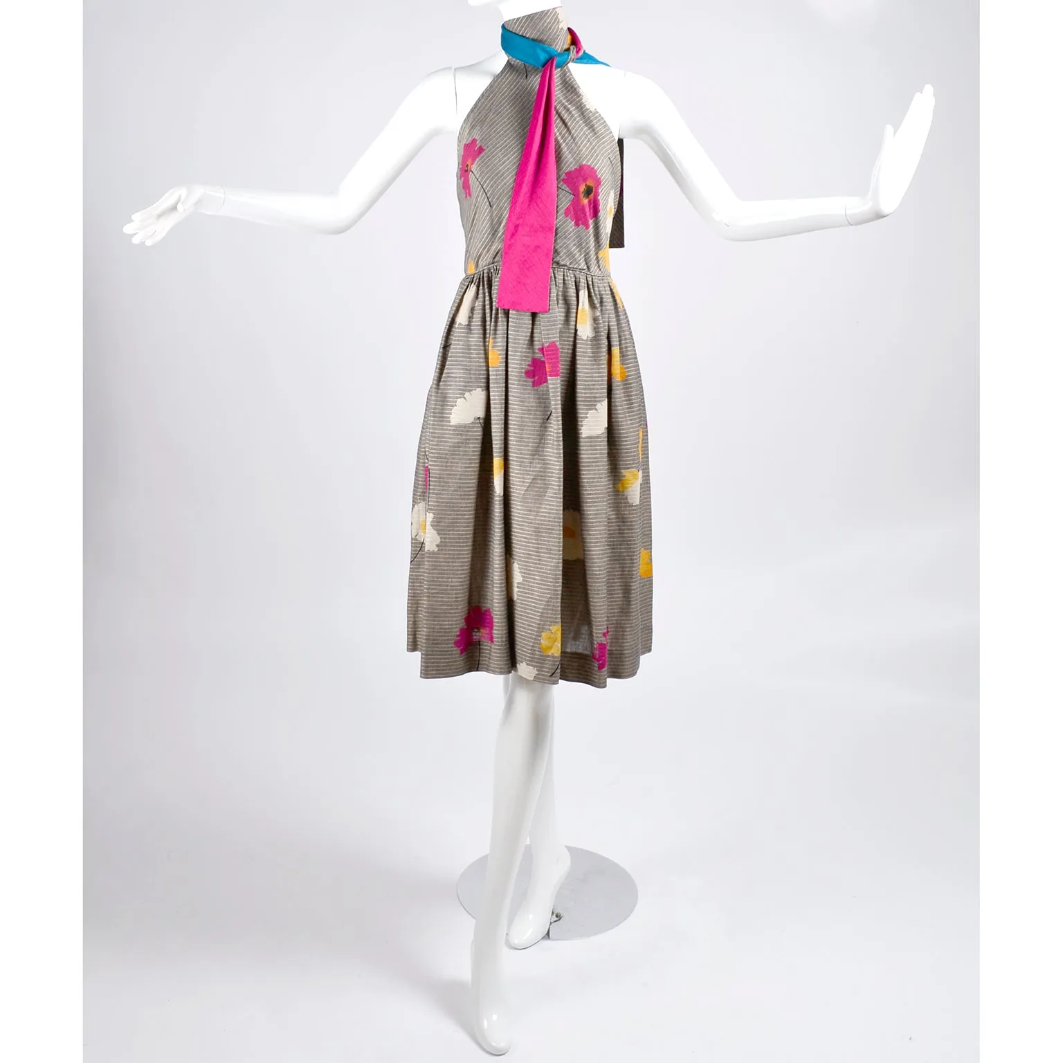 1970s Albert Nipon Vintage Halter Dress in Floral Linen Blend