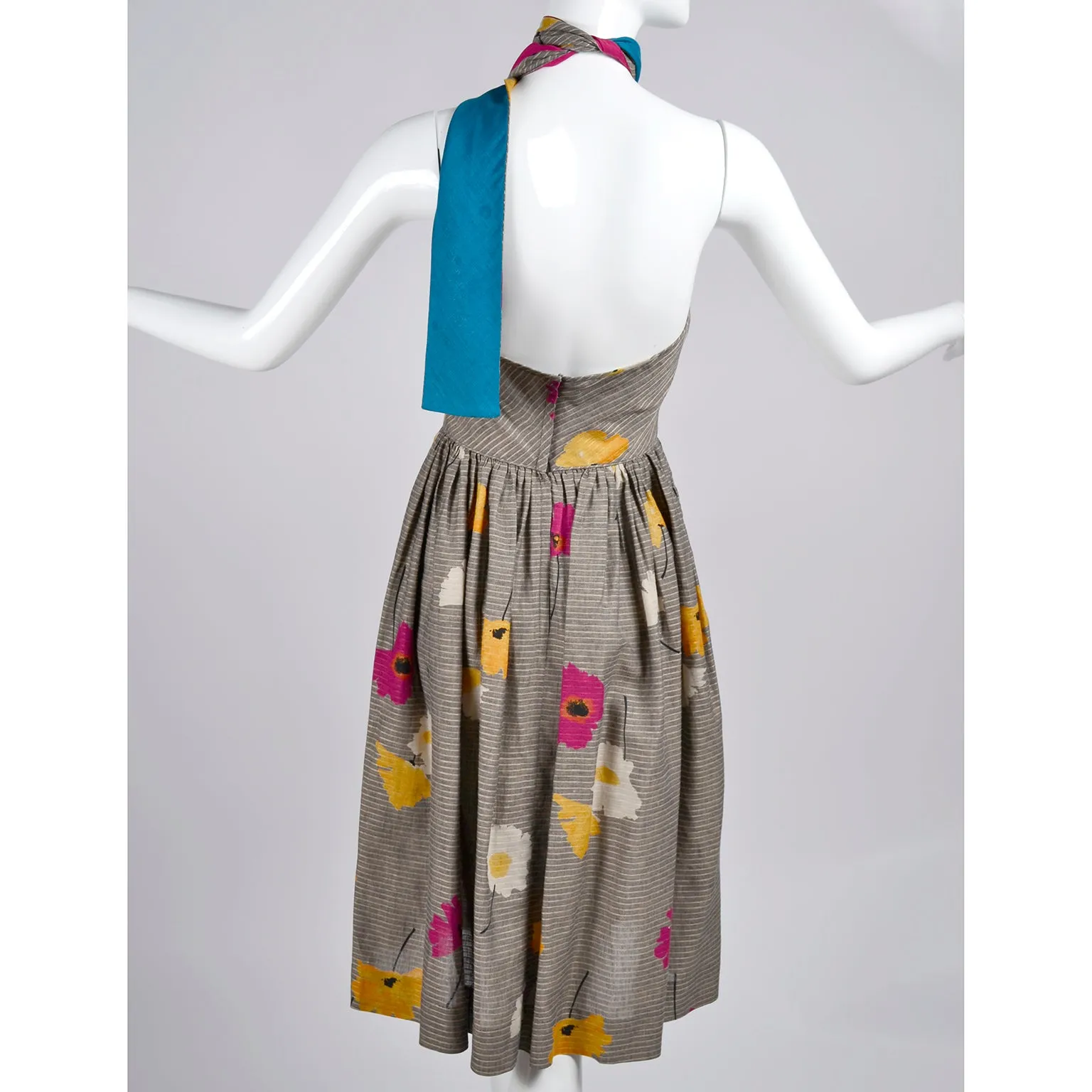 1970s Albert Nipon Vintage Halter Dress in Floral Linen Blend