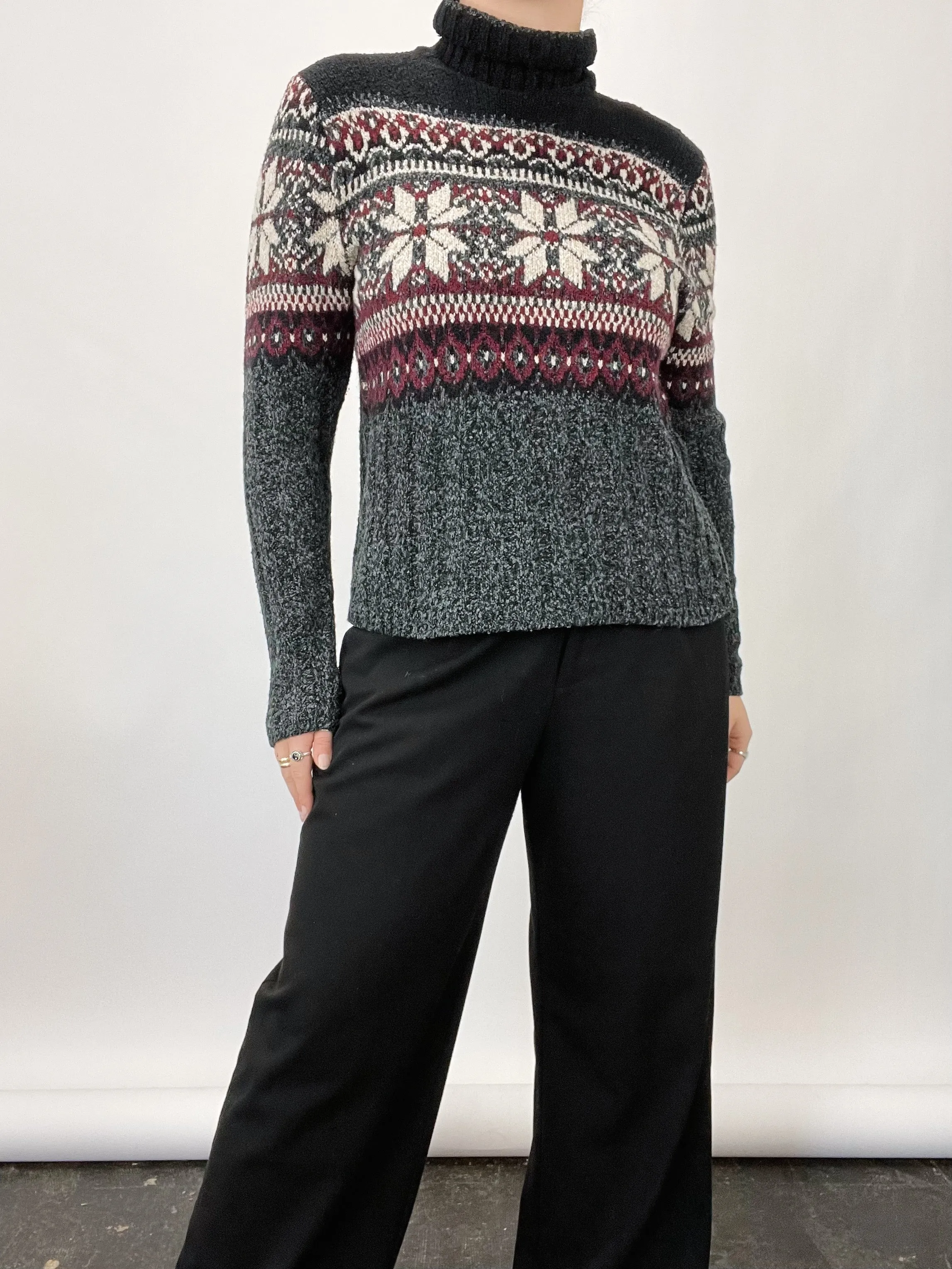 90s Vintage Kathy Ireland Fair Isle Turtleneck Sweater (M)