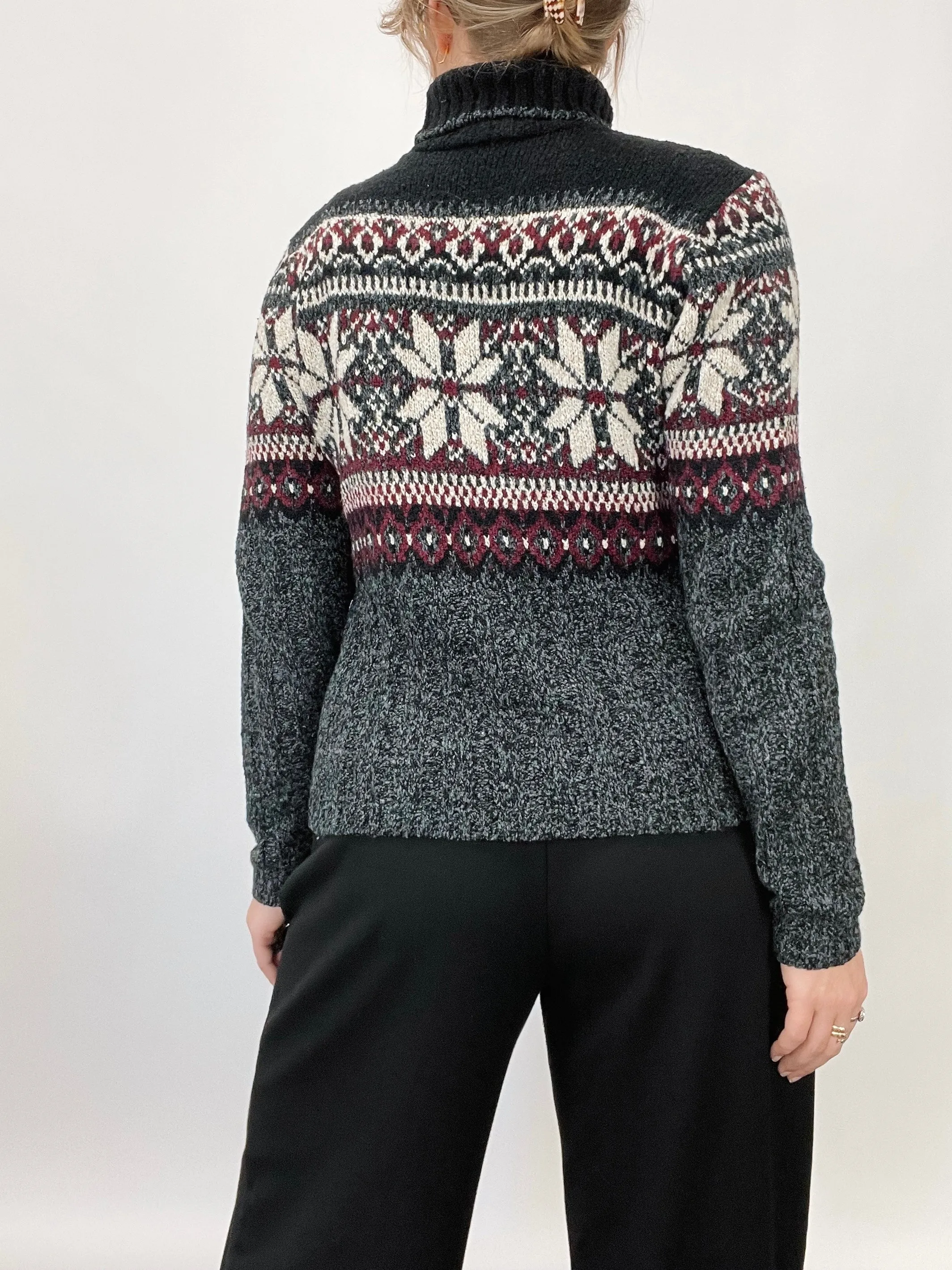 90s Vintage Kathy Ireland Fair Isle Turtleneck Sweater (M)