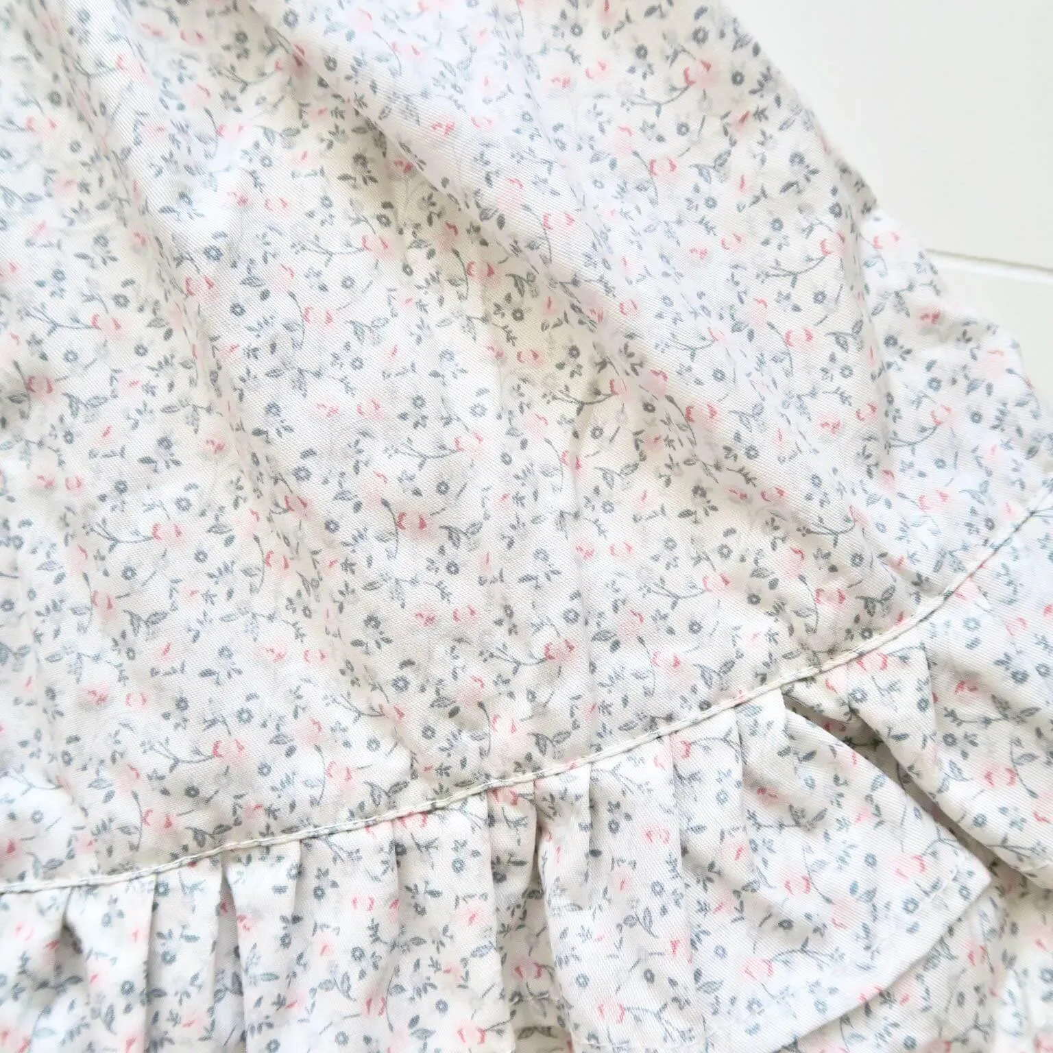 Dahlia Dress in Baby's Breath Print