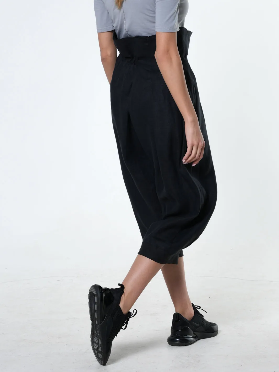 Loose Linen Capris