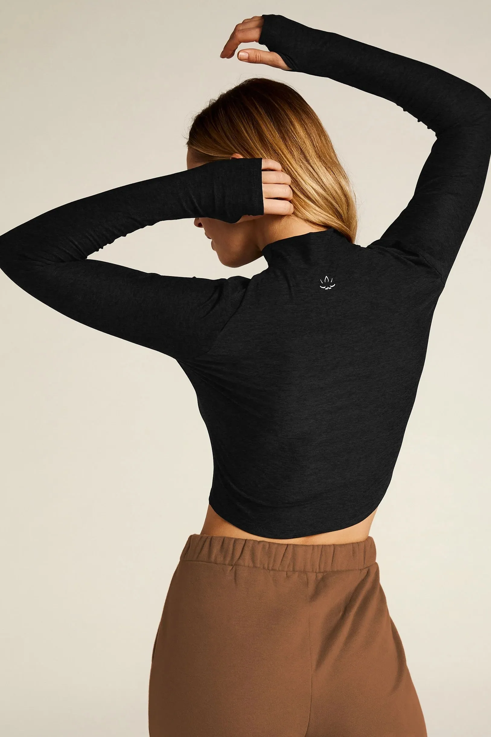 Moving On Cropped Pullover - Darkest Night
