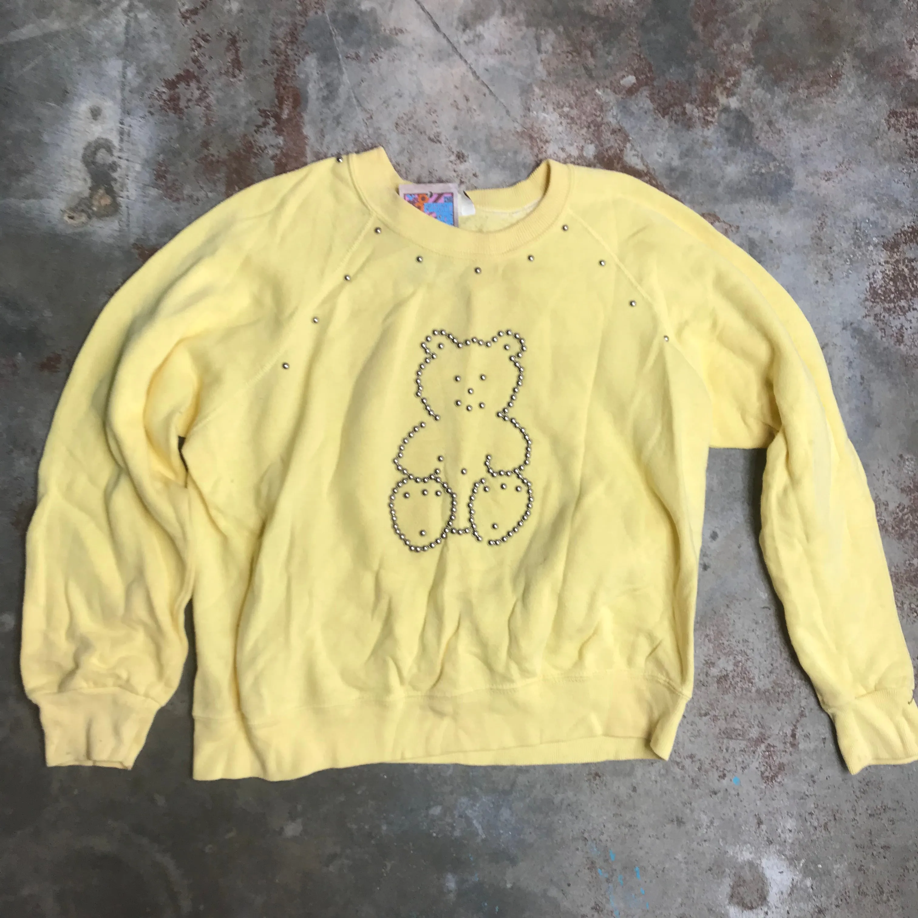 Vintage 80s 90s | Kawaii Embellished Teddy Bear Sweater Sweatshirt | Size L