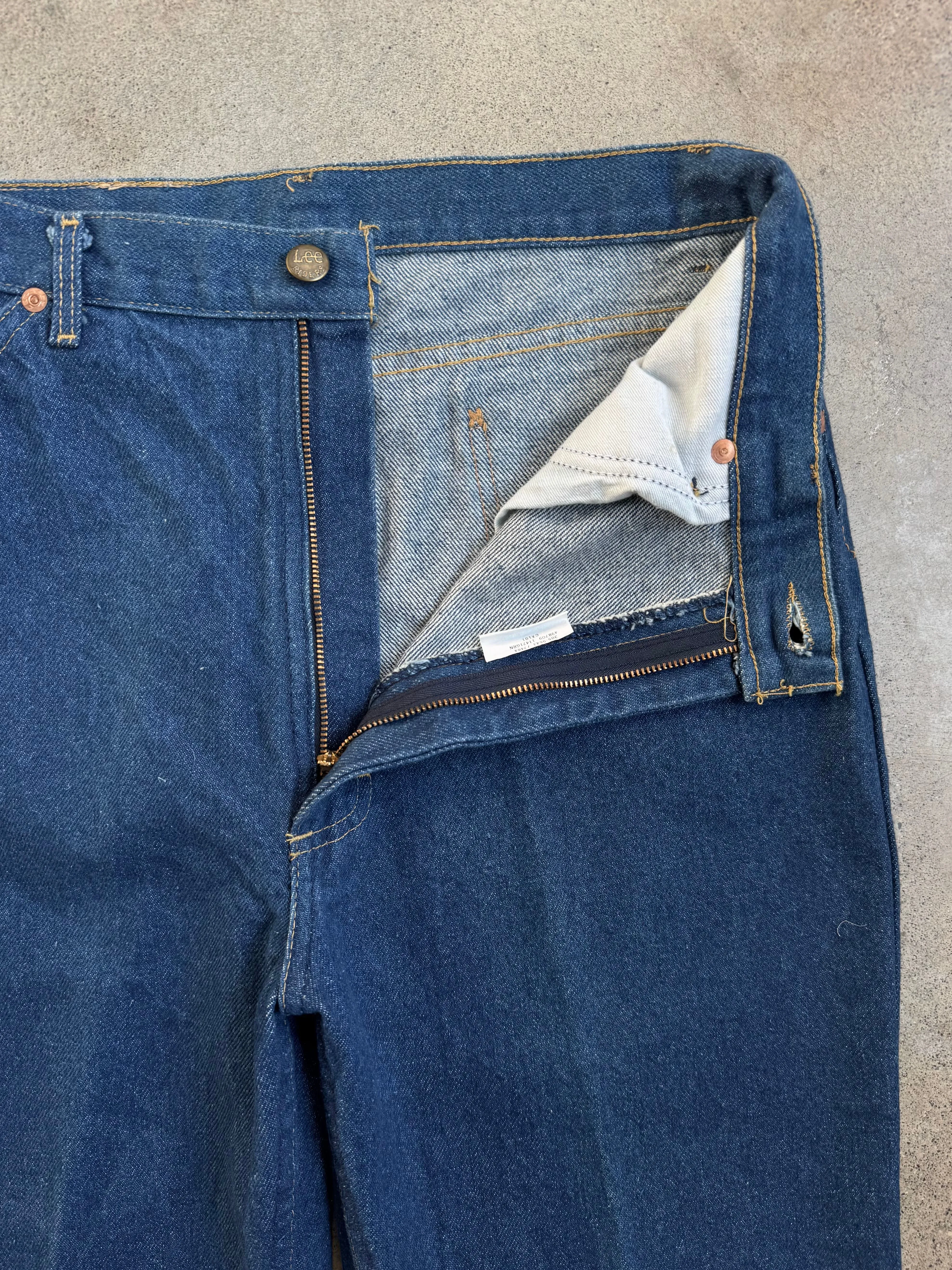 Vintage Lee Riders Classic Fit Straight Leg Jeans (W30”)